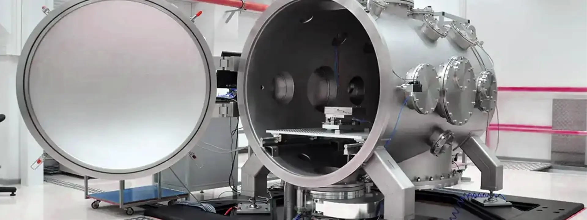 Thermal vacuum chamber for space hardware qualification testing